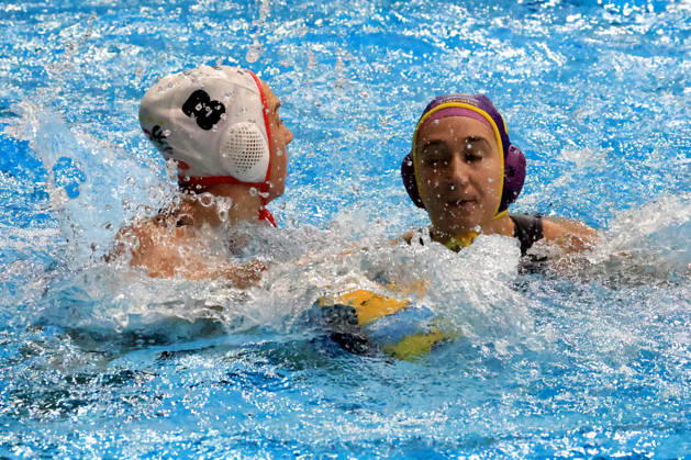 09.10.2026, GER, DEU, Deutschland Wasserball Frauen ,Wasserbal Champion League Qualifikation, Saison 2026, Berlin, Spandau 04 vs. UVSE Akari Inaba ( Spandau04 2 ), Kinga Peresztegi Nagy ( UVSE 12 ) nordphoto GmbH Engler Berlin Schwimmhalle-Schoeneberg Berlin Deutschland Copyright: xNordphotox xEnglerx