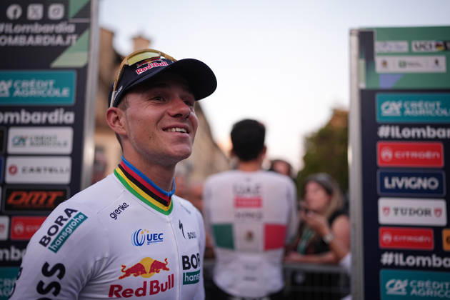 Belgium s Remco Evenepoel of Red Bull - Bora - Hansgrohe during the team presentation on the eve of the 120th edition of Il Lombardia cycling race, in Bergamo on October 9, 2026, prior to the 239 km one-day race from Bergamo to Como, Italy. Copyright: xMarcoxAlpozzi LaPressex