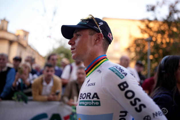 Belgium s Remco Evenepoel of Red Bull - Bora - Hansgrohe during the team presentation on the eve of the 120th edition of Il Lombardia cycling race, in Bergamo on October 9, 2026, prior to the 239 km one-day race from Bergamo to Como, Italy. Copyright: xMarcoxAlpozzi LaPressex