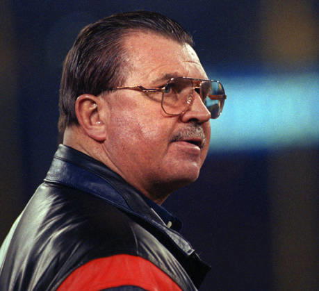 December 23, 1991 - San Francisco, California, U.S - San Francisco 49ers vs. Chicago Bears at Candlestick Park Monday, December 23, 1991. 49ers beat Bears 52-14. Bears head coach Mike Ditka. San Francisco U.S. - ZUMAg52_ 19911223_zap_g52_028 Copyright: xAlxGolubx