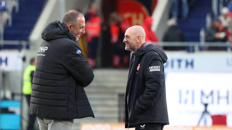 09.10.2026, xrekx, Fussball 2.Bundesliga, 1.FC Heidenheim - 1.FC Kaiserslautern v.l. Frank Schmidt Trainer (1FC Heidenheim 1846) Torsten Lieberknecht Trainer (1.FC Kaiserslautern) (DFL DFB REGULATIONS PROHIBIT ANY USE OF PHOTOGRAPHS as IMAGE SEQUENCES and or QUASI-VIDEO) Heidenheim