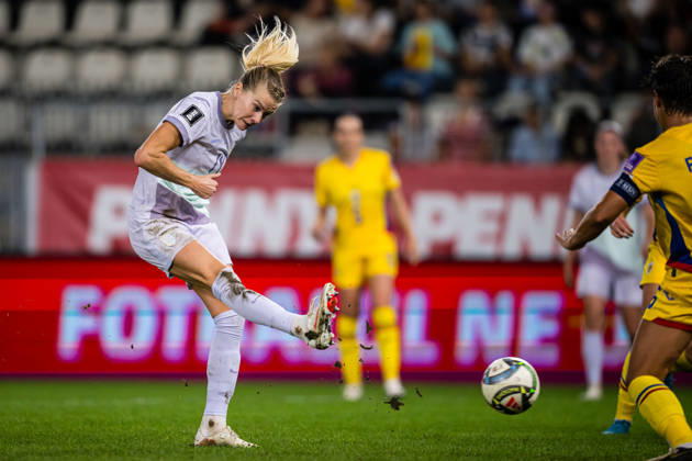 261009 Ada Martine Hegerberg of Norway during the FIFA Women s World Cup Qualifier football match between Romania and Norway on October 9, 2026 in Bucharest. Photo: Marius Simensen BILDBYRAN COP 238 bbeng dam FIFA World Cup, WM, Weltmeisterschaft, Fussball qualifiers football fotball fotboll landskamp norge norway romania soccer vm kvalik vm-kvalifisering kvinner Copyright: MARIUSxSIMENSEN BB261009BB611