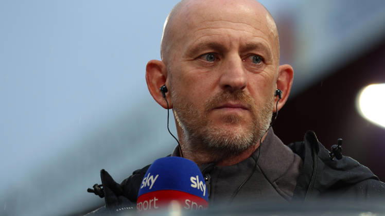 09.10.2026, xrekx, Fussball 2.Bundesliga, 1.FC Heidenheim - 1.FC Kaiserslautern v.l. Torsten Lieberknecht Trainer (1.FC Kaiserslautern) bei SKY (DFL DFB REGULATIONS PROHIBIT ANY USE OF PHOTOGRAPHS as IMAGE SEQUENCES and or QUASI-VIDEO) Heidenheim