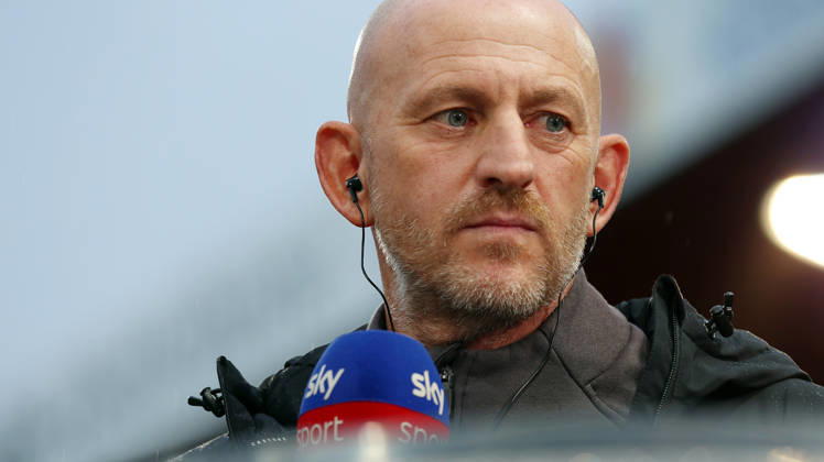 09.10.2026, xrekx, Fussball 2.Bundesliga, 1.FC Heidenheim - 1.FC Kaiserslautern v.l. Torsten Lieberknecht Trainer (1.FC Kaiserslautern) bei SKY (DFL DFB REGULATIONS PROHIBIT ANY USE OF PHOTOGRAPHS as IMAGE SEQUENCES and or QUASI-VIDEO) Heidenheim