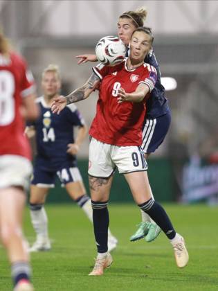 Andrea Staskova of Czechia in action. Czechia Women v Scotland Women, Women s European World Cup Qualifier, Football, Stadion Arnosta, Pardubice, Czechia - 09 Oct 2026Pardubice Stadion Arnosta Czech Republic  Copyright: xMilanxKammermayer Shutterstockx 17195777aj