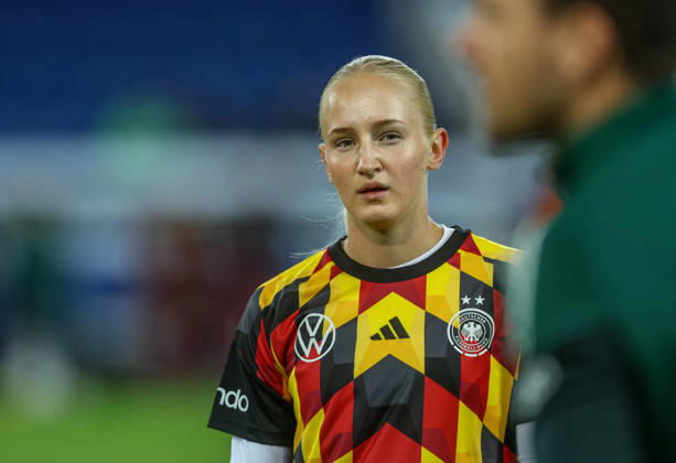 GER, Karlsruhe, Deutschland vs Australien, FIFA, DFB, Fussball, Spielzeit 2026 2027, BBBank Wildpark, Freundschaftsspiel im Bild v.l.: Luzie Zähringer (Deutschland, Frauen Nationalmannschaft) DFB DFL REGULATIONS PROHIBIT ANY USE OF PHOTOGRAPHS AS IMAGE SEQUENCES AND OR QUASI-VIDEO, 09.10.2026 Copyright: HMBxMedia HendrikxHamelau