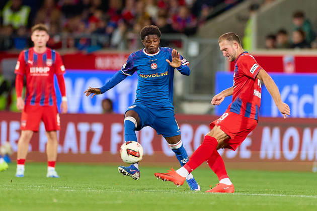 Ibrahim Kanate (FC Kaiserslautern, 11), Jonas Foehrenbach (1.FC Heidenheim, 19) GER, 1. FC Heidenheim 1846 vs. 1. FC Kaiserslautern, Fussball, 2. Bundesliga, 7. Spieltag, Spielzeit 2026 2027, 09.10.2026 DFL regulations prohibit any use of photographs as image sequences and or quasi-video. GER, 1. FC Heidenheim 1846 vs. 1. FC Kaiserslautern, Fussball, 2. Bundesliga, 7. Spieltag, Spielzeit 2026 2027, 09.10.2026 Heidenheim an der Brenz Copyright: xEibner-Pressefoto GeraldxOelze-dexStoppanyx EP_ODS