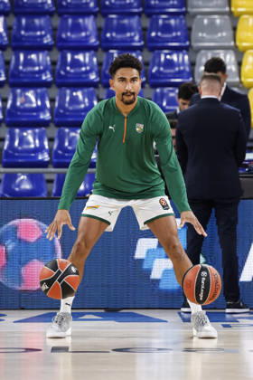 October 9, 2026, Barcelona, Barcelona, Spain: Maodo Lo Of Zalgiris Kaunas warms up during the EuroLeague League Phase MD 4 match played between FC Barcelona, Barca and Zalgiris Kaunas at Palau Blaugrana on October 09, 2026 in Barcelona, Spain. FC Barcelona V Zalgiris Kaunas - Euroleague 2026 2027  - ZUMAa181 20261009_zaa_a181_255 Copyright: xJavierxBorregox
