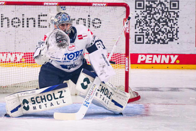 COLOGNE, GERMANY - 9 OCTOBER, 2026: Joacim Eriksson - The PENNY DEL Ice hockey, Eishockey match Koelner Haie vs. Schwenninger Wild Wings at LANXESS arena.  Copyright: xVitaliixKliuievx