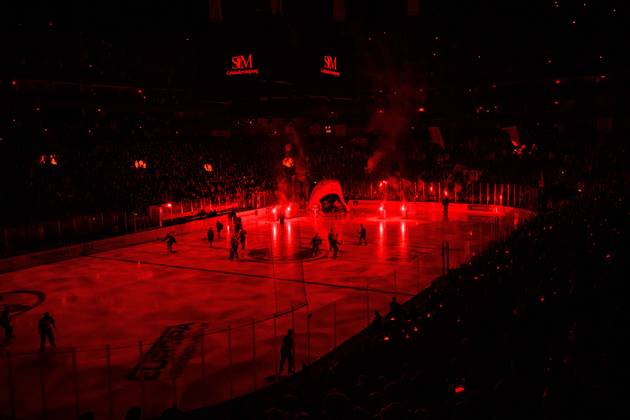 COLOGNE, GERMANY - 9 OCTOBER, 2026: (Editor note: used red filter) General view pre show - The PENNY DEL Ice hockey, Eishockey match Koelner Haie vs. Schwenninger Wild Wings at LANXESS arena. Copyright: xVitaliixKliuievx