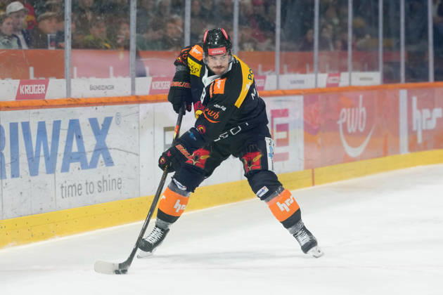 3014 Bern BE, Switzerland - October 09: Marc Marchon (8 SCB) during the National League match between SC Bern and EHC Biel-Bienne at PostFinance Arena on October 09, 2026 in 3014 Bern BE, Switzerland. Copyright: xKjetilxWaberx xSPPx Sportspressphoto_SPR249600