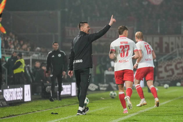 Deutschland: 3. Liga 2026 2027 8. Spieltag, SC Preussen Münster vs Rot-Weiss Essen, Freitag, 09.10.2026 LVM-Preußenstadion (Münster, Nordrhein-Westfalen, Deutschland) Thomas Wörle (Trainer, SC Preußen Münster) Copyright: xMerlexKölkingx