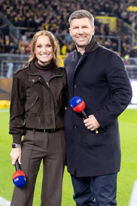 Dortmund, Deutschland 09. Oktober 2026: 1. BL - 2026 2027 - Sp. 5 - Borussia Dortmund gegen SV Werder Bremen Im Bild: Nele Ocik (SKY Modderatorin), Thomas Hitzelsperger (SKY Experte) DFL DFB regulations prohibit any use of photographs as image sequences and or quasi-video. Signal Iduna Park Nordrhein Westfalen Copyright: xFotostandx xZeisingx