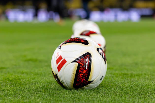 Dortmund, Deutschland 09. Oktober 2026: 1. BL - 2026 2027 - Sp. 5 - Borussia Dortmund gegen SV Werder Bremen Im Bild: Spielball DFL DFB regulations prohibit any use of photographs as image sequences and or quasi-video. Signal Iduna Park Nordrhein Westfalen Copyright: xFotostandx xZeisingx
