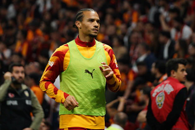 October 9, 2026, Sariyer, Istanbul, Turkey: Leroy Sane (C) of Galatasaray warms up during the Turkish Super League 2026 27 match between Galatasaray and Kasimpasa at RAMS Park Stadium in Istanbul, Turkey, on October 9, 2026. Sariyer Turkey - ZUMAu194 20261009_zip_u194_019 Copyright: xTolgaxUluturkx