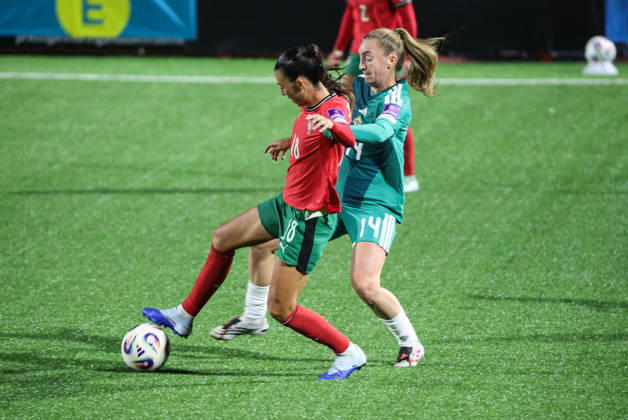 2027 FIFA Women s World Cup Round One Qualifying Play-off First Leg, Inver Park, Larne 9 10 2026 Northern Ireland vs Portugal Northern Ireland™s Lauren Wade with Portugal s Carolina Correia Lauren Wade with Carolina Correia 9 10 2026  Copyright: xx N Ireland v Portugal_043-1
