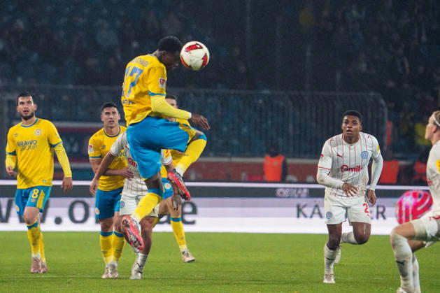 Deutschland: Fussball 2. Bundesliga 2026 2027, 7. Spieltag - Eintracht Braunschweig vs Holstein Kiel - Eintracht-Stadion (Braunschweig): am Ball Aaron Opoku (Eintracht Braunschweig, 17) Copyright: xAymanxAlahmedx