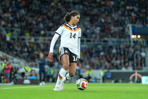 Cora Zicai (Deutschland Frauen-Nationalmannschaft, 14) am Ball , Deutschland, Fussball, Länderspiel, Freundschaftsspiel, Testspiel, 2026 2027, Deutschland vs. Australien, 09.10.2026, BBBank Wildpark, Karlsruhe Karlsruhe BBBank Wildpark Baden-Wuerttemberg Deutschland Copyright: xArnexAmbergx