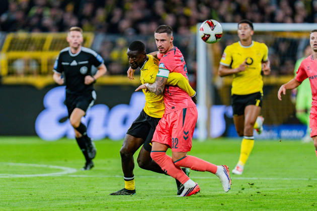 1. Bundesliga, 5. Spieltag, Borussia Dortmund vs. Werder Bremen am 09.10.2026 Serhou Guirassy Marco Friedl Copyright: xBahhoxKarax