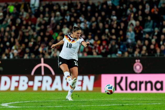 KARLSRUHE, GERMANY - OCTOBER 09: Melissa Koessler (Kössler, Germany, 18) scores the 2:0 goal during the International Friendly, Länderspiel, Nationalmannschaft match between Germany vs. Australia at BBBank Wildpark on October 09, 2026 in Karlsruhe, Germany. Germany Copyright: xSteffiexWunderlx