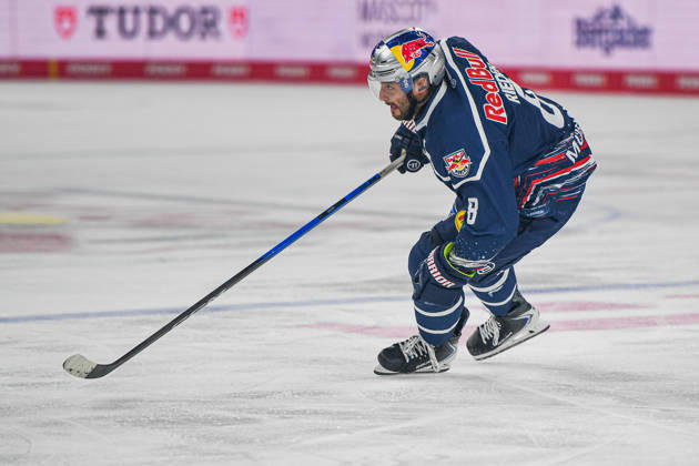 09.10.2026, München, Deutschland. PENNY DEL, Deutsche Eishockey Liga, Saison 2026 27, 7. Spieltag: EHC Red Bull München gegen ERC Ingolstadt im SAP Garden in München. Tobias Rieder (EHC Red Bull München) beim Schlittschuhlaufen, in Bewegung auf dem Eis