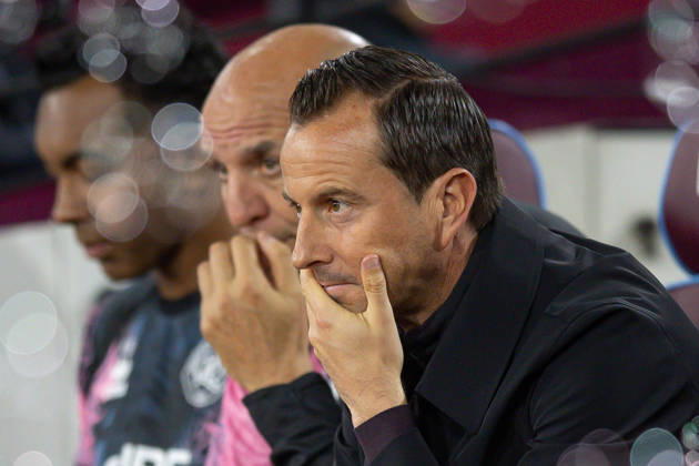 West Ham United v Queens Park Rangers, EFL Sky Bet Championship, EFL, Football, London Stadium, London, UK - 09 Oct 2026 Queens Park Rangers Head Coach Julien Stephan London London Stadium Stratford GBR, UK NEWSPAPERS OUT Copyright: xEllixBirchx