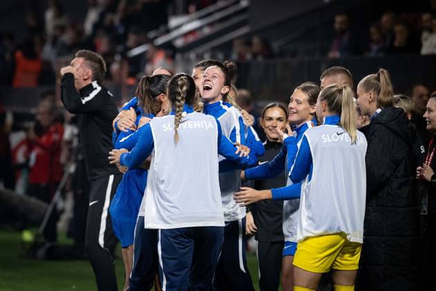 Turkiye v Slovenia - 2027 FIFA Women’s World Cup European Qualifiers ISTANBUL, TURKIYE - OCTOBER 9: Players of Slovenia celebrate after a goal during the 2027 FIFA Women’s World Cup European qualifiers play-off first-leg match between Turkiye and Slovenia at Pendik Stadium in Istanbul, Turkiye, on October 9, 2026. Didem Mente Anadolu Istanbul Turkey. Editorial use only. Please get in touch for any other usage. Copyright: x2026xAnadoluxDidemxMentex