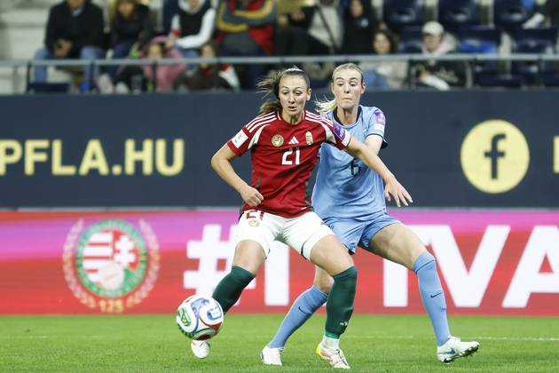 FELCSUT, 09-10-2026 , Pancho Arena, season 2026 2027 , UEFA worldcup qualification football play-offs round 1 , match between Hungary and The Netherlands (women) 1st leg , Pictures shows Netherlands player Jill Roord and Hungary player Fanni Nagy Hungary - Netherlands (women) x208079518x Copyright: