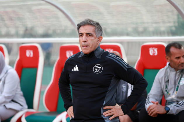 Algerie vs Republique centrafricaine feminine (Qualifications JO le selectionneur national algerien feminine, Farid Benstiti, reagit lors du match Algerie contre Republique centrafricaine feminine, Qualifications JO Los Angeles 2028, au Stade de 5 Juillet a Alger, en Algerie, le 09 Octobre 2026 (Photo By Billel Bensalem APPImages) Alger Algerie Copyright: xAlgà riexPressexPhotosxAPPxBillelxBensalemx xAPPxImagesx 670A1655
