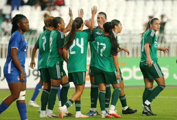 Algerie vs Republique centrafricaine feminine (Qualifications JO les Joueuse d Algerie celebre le Bute contre Republique centrafricaine, lors du match Algerie contre Republique centrafricaine feminine, Qualifications JO Los Angeles 2028, au Stade de 5 Juillet a Alger, en Algerie, le 09 Octobre 2026 (Photo By Billel Bensalem APPImages) Alger Algerie Copyright: xAlgÃ riexPressexPhotosxAPPxBillelxBensalemx xAPPxImagesx 670A1775