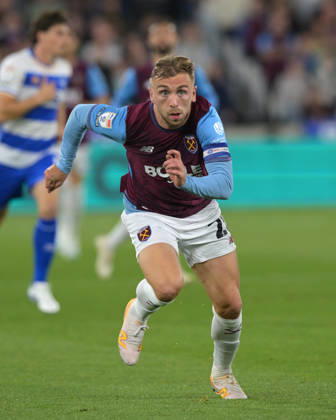 West Ham vs QPR Championship Jarrod Bowen of West Ham United during the West Ham vs Queens Park Rangers, EFL Championship match at the London Stadium Stratford. This image is for EDITORIAL USE ONLY. Licence required from the Football DataCo for any other use. London The London Stadium UK Copyright: xMartinxDaltonx WestHam_vs_QPR_091026_MD_115