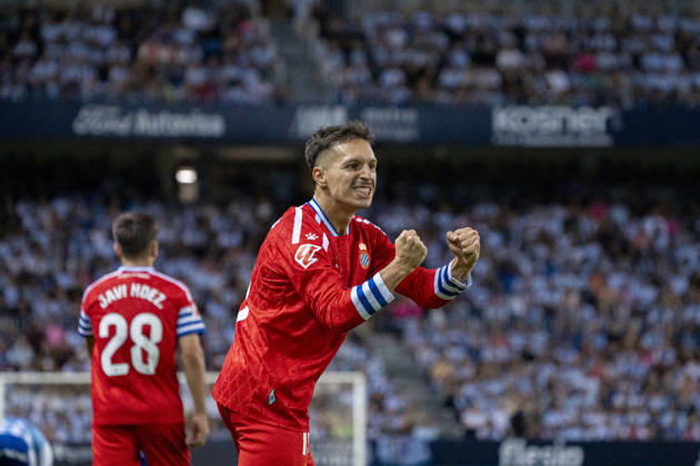 MALAGA, SPAIN - OCTOBER 9: Bryan Zaragoza (N15) celebrating Espanyol’s first goal during La Liga match between Malaga and RCD Espanyol at the Estadio de la Rosaleda on the 9th of October, 2026 in Malaga, Spain Copyright: xAndresxLopezxSheridanxx xSPPx Sportspressphoto_SPR249753
