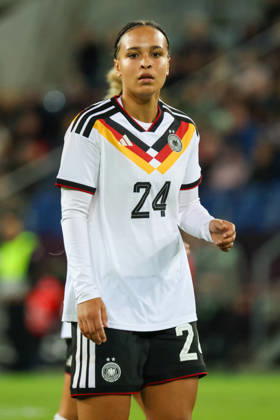 Karlsruhe, Deutschland: 09.10.2026 - Länderspiel Freundschaftsspiel - Deutschland Frauen vs. Australien Frauen Im Bild: Lisa Baum (Deutschland) debüttiert Copyright: HMBxMedia MadeleinexFantini