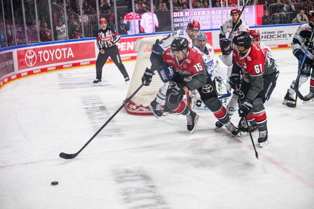 COLOGNE, GERMANY - 9 OCTOBER, 2026: - The PENNY DEL Ice hockey, Eishockey match Koelner Haie vs. Schwenninger Wild Wings at LANXESS arena. Copyright: xVitaliixKliuievx