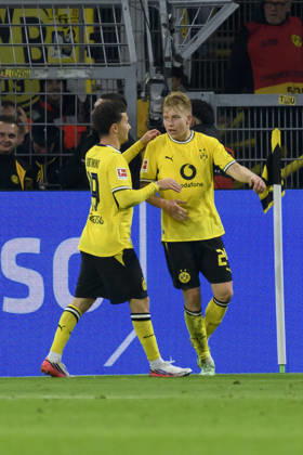 Daniel Svensson (Borussia Dortmund) Torjubel, jubelt nach seinem Treffer zum 1:0 waehrend des spiels der 1. Bundesliga zwischen Borussia Dortmund und SV Werder Bremen, Signal Iduna Park am 09. October 2026 in Dortmund, Deutschland. (Foto von Max Maiwald DeFodi Images) +++ Daniel Svensson (Borussia Dortmund) celebrates after scoring his team s first goal during the Bundesliga match between Borussia Dortmund and SV Werder Bremen at Signal Iduna Park on October 9, 2026 in Dortmund, Germany. (Photo by Max Maiwald DeFodi Images) DFB DFL REGULATIONS PROHIBIT ANY USE OF PHOTOGRAPHS AS IMAGE SEQUENCES AND OR QUASI-VIDEO. (Photo by Max Maiwald DeFodi Images) -
