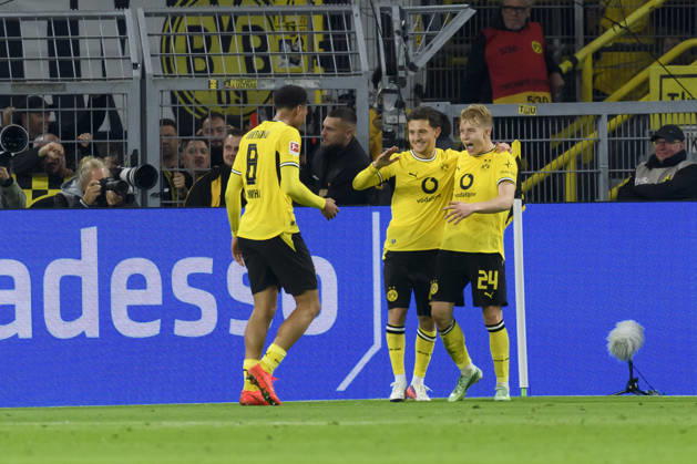 Daniel Svensson (Borussia Dortmund) Torjubel, jubelt nach seinem Treffer zum 1:0 waehrend des spiels der 1. Bundesliga zwischen Borussia Dortmund und SV Werder Bremen, Signal Iduna Park am 09. October 2026 in Dortmund, Deutschland. (Foto von Max Maiwald DeFodi Images) +++ Daniel Svensson (Borussia Dortmund) celebrates after scoring his team s first goal during the Bundesliga match between Borussia Dortmund and SV Werder Bremen at Signal Iduna Park on October 9, 2026 in Dortmund, Germany. (Photo by Max Maiwald DeFodi Images) DFB DFL REGULATIONS PROHIBIT ANY USE OF PHOTOGRAPHS AS IMAGE SEQUENCES AND OR QUASI-VIDEO. (Photo by Max Maiwald DeFodi Images) -