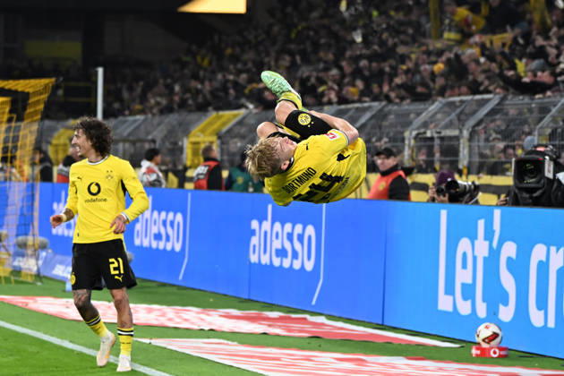 Daniel Svensson (Borussia Dortmund) Torjubel, jubelt nach seinem Treffer zum 1:0 waehrend des Spiels der 1. Bundesliga zwischen Borussia Dortmund und SV Werder Bremen, Signal Iduna Park am 09. October 2026 in Dortmund, Deutschland. (Foto von Ralf Treese DeFodi Images) +++ Daniel Svensson (Borussia Dortmund) celebrates after scoring his team™s first goal during the Bundesliga match between Borussia Dortmund and SV Werder Bremen at Signal Iduna Park on October 9, 2026 in Dortmund, Germany. (Photo by Ralf Treese DeFodi Images) DFB DFL REGULATIONS PROHIBIT ANY USE OF PHOTOGRAPHS AS IMAGE SEQUENCES AND OR QUASI-VIDEO. (Photo by Ralf Treese DeFodi Images) -