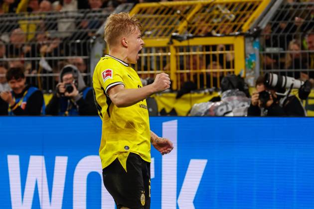 DORTMUND - Daniel Svensson of Borussia Dortmund scored the 1-0 during the Bundesliga match between Borussia Dortmund and SV Werder Bremen at Signal Iduna Park on October 9, 2026, in Dortmund, Germany. MARCEL TER BALS ANP Bundesliga 2026 27 xVIxANPxSportx xMarcelxterxBalsxIVx 571968136 originalFilename: 571968136