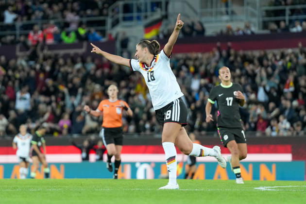 Melissa Kössler Melissa Koessler (Deutschland Frauen-Nationalmannschaft, 18) Torjubel, Emotionen, Torschuss, Abschluss, Torerfolg, Tor, Treffer , Deutschland, Fussball, Länderspiel, Freundschaftsspiel, Testspiel, 2026 2027, Deutschland vs. Australien, 09.10.2026, BBBank Wildpark, Karlsruhe Karlsruhe BBBank Wildpark Baden-Wuerttemberg Deutschland Copyright: xArnexAmbergx