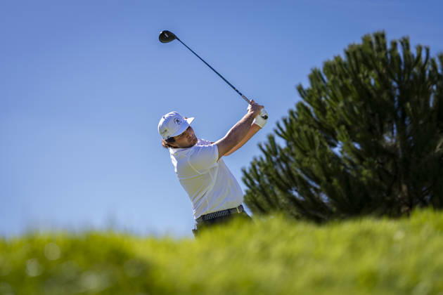 Open de Espana presented by Madrid - Day Two MADRID, SPAIN - OCTOBER 9: Eugenio Chacarra of Spain plays an approach shot on day two of the Open de Espana presented by Madrid at Club de Campo Villa de Madrid on October 9, 2026 in Madrid, Spain. Madrid Club de Campo Villa de Madrid Madrid Spain Copyright: xAlbertoxGardinx AGardin_20261009_Golf_Esp_Mad_1181