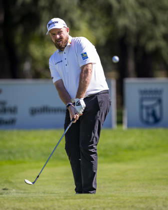 Open de Espana presented by Madrid - Day Two MADRID, SPAIN - OCTOBER 9: Shane Lowry of Ireland plays an approach shot on day two of the Open de Espana presented by Madrid at Club de Campo Villa de Madrid on October 9, 2026 in Madrid, Spain. Madrid Club de Campo Villa de Madrid Madrid Spain Copyright: xAlbertoxGardinx AGardin_20261009_Golf_Esp_Mad_1187