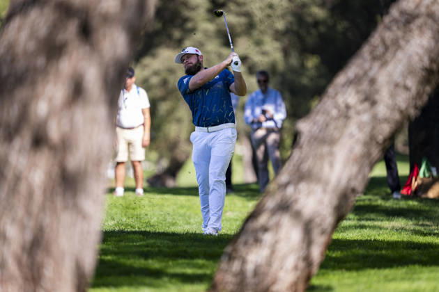 Open de Espana presented by Madrid - Day Two MADRID, SPAIN - OCTOBER 9: Tyrrell Hatton of England plays a shot on day two of the Open de Espana presented by Madrid at Club de Campo Villa de Madrid on October 9, 2026 in Madrid, Spain. Madrid Club de Campo Villa de Madrid Madrid Spain Copyright: xAlbertoxGardinx AGardin_20261009_Golf_Esp_Mad_1197