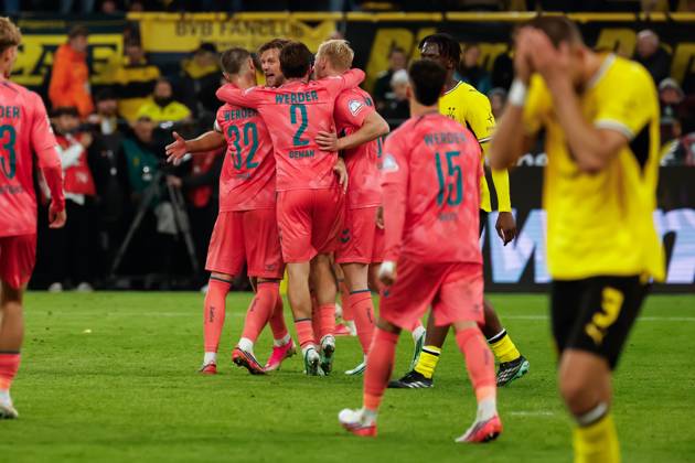 DORTMUND - Niclas Fullkrug of Werder Bremen scored the 2-2 equalizer during the Bundesliga match between Borussia Dortmund and SV Werder Bremen at Signal Iduna Park on October 9, 2026, in Dortmund, Germany. MARCEL TER BALS ANP Bundesliga 2026 27 xVIxANPxSportx xMarcelxterxBalsxIVx 571969524 originalFilename: 571969524