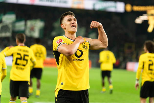 Deutschland: 1. Bundesliga 2026 2027, 5. Spieltag: Borussia Dortmund vs. Werder Bremen 09.10.2026 Signal Iduna Park (Nordrhein-Westfalen) Tor zum 2:0 durch Nico Schlotterbeck (Borussia Dortmund, 4) Jubel Freude Emotionen Torjubel Bizeps Copyright: xCelinaxLeiersx