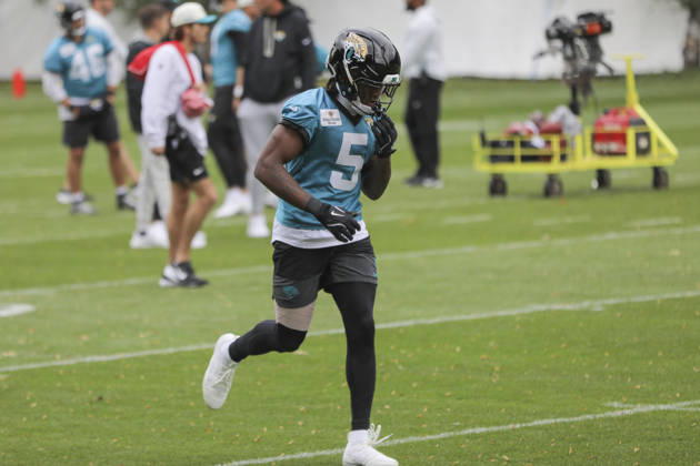 CHADLER’S CROSS, ENGLAND - OCTOBER 09: LeQuint Allen Jr. of the Jacksonville Jaguars training during the Jacksonville Jaguars team practise and media as part of the London NFL, American Football Herren, USA Series 2026, at the Grove, Chandler’s Cross, Hertfordshire, England, on 09 October 2026. Jody Demay - Davies SPP Copyright: xJodyxDemayx-xDaviesx xSPPx Sportspressphoto_SPR249896