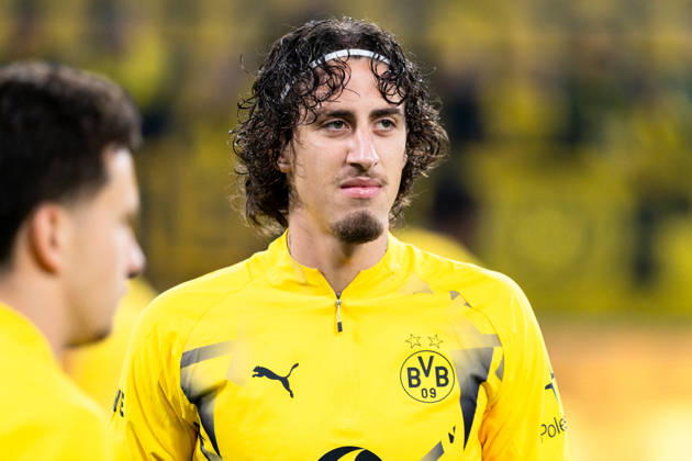 Deutschland: 1. Bundesliga 2026 2027, 5. Spieltag: Borussia Dortmund vs. Werder Bremen 09.10.2026 Signal Iduna Park (Nordrhein-Westfalen) Fabio Silva (Borussia Dortmund, 21) Portrait Porträt beim Aufwärmen Copyright: xCelinaxLeiersx