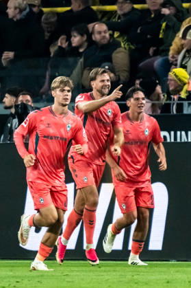 Deutschland: 1. Bundesliga 2026 2027, 5. Spieltag: Borussia Dortmund vs. Werder Bremen 09.10.2026 Signal Iduna Park (Nordrhein-Westfalen) Tor zum 2:2 durch Niclas Füllkrug ( 10) Jubel Freude Emotionen Torjubel Copyright: xCelinaxLeiersx
