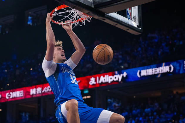 (261010) -- MACAO, Oct. 10, 2026 -- Cooper Flagg of Dallas Mavericks dunks during the 2026-2027 NBA, Basketball Herren, USA preseason game between Houston Rockets and Dallas Mavericks in Macao, south China, Oct. 9, 2026. ) (SP)CHINA-MACAO-BASKETBALL-NBA PRESEASON-ROCKETS VS MAVERICKS(CN) CheongxKamxKa 