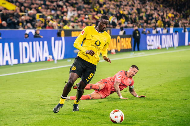 Borussia Dortmund v SV Werder Bremen - Bundesliga 2026 27 Serhou Guirassy of Borussia Dortmund in action against Marco Friedl during the Bundesliga match between Borussia Dortmund and SV Werder Bremen at Signal Iduna Park in Dortmund, Germany, on October 9, 2026. Dortmund Germany Copyright: xHeshamxElsherifx originalFilename:elsherif-notitle261009_npfxo