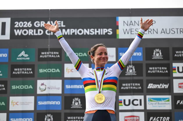 2026 UCI Gravel World Championships Picture by Zac Williams SWpix.com - 10 10 2026 - Cycling - 2026 UCI Gravel World Championships - Nannup, Western Australia, Australia - Women™s Elite Podium - Marianne Vos (Netherlands) wins the Gold Medal to become World Champion Copyright: x xSWpix.comx(t axPhotographyxHubxLtd)xZacxWilliams SWpix.comx SWP-3030-24173